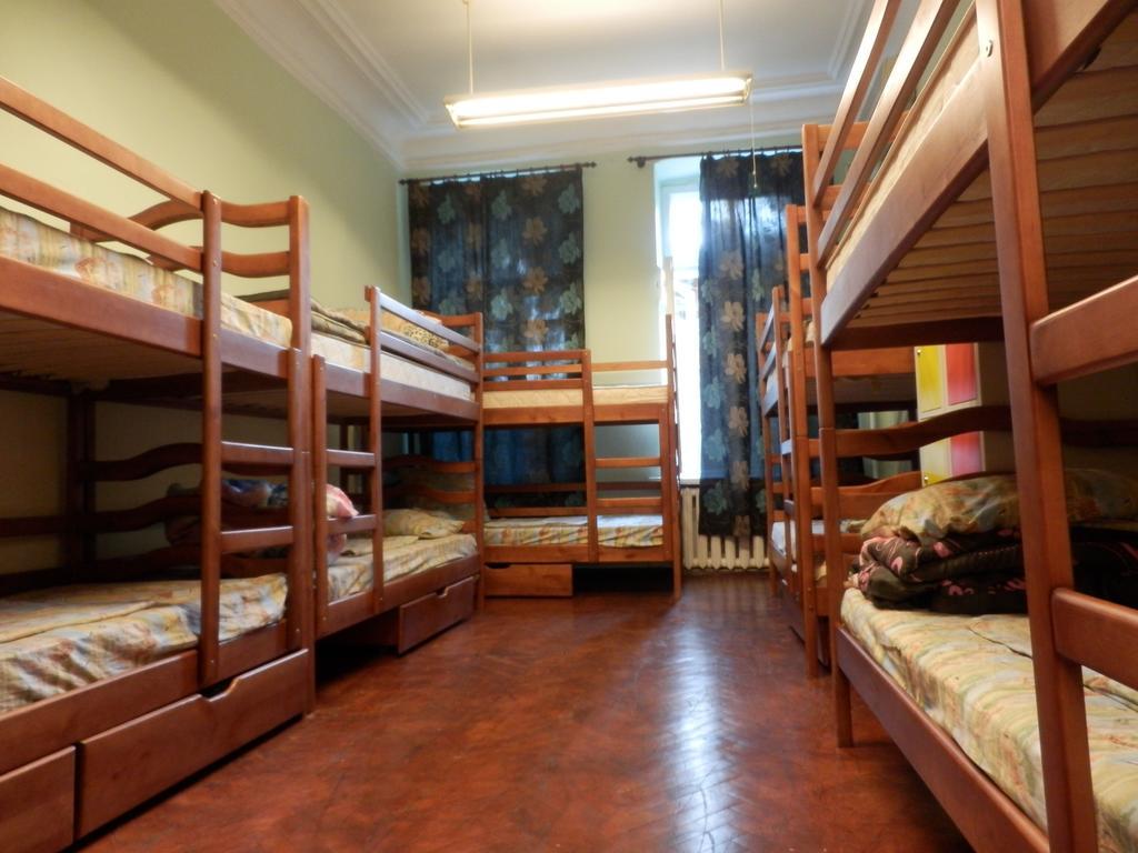 Yourhostel Kiev Værelse billede