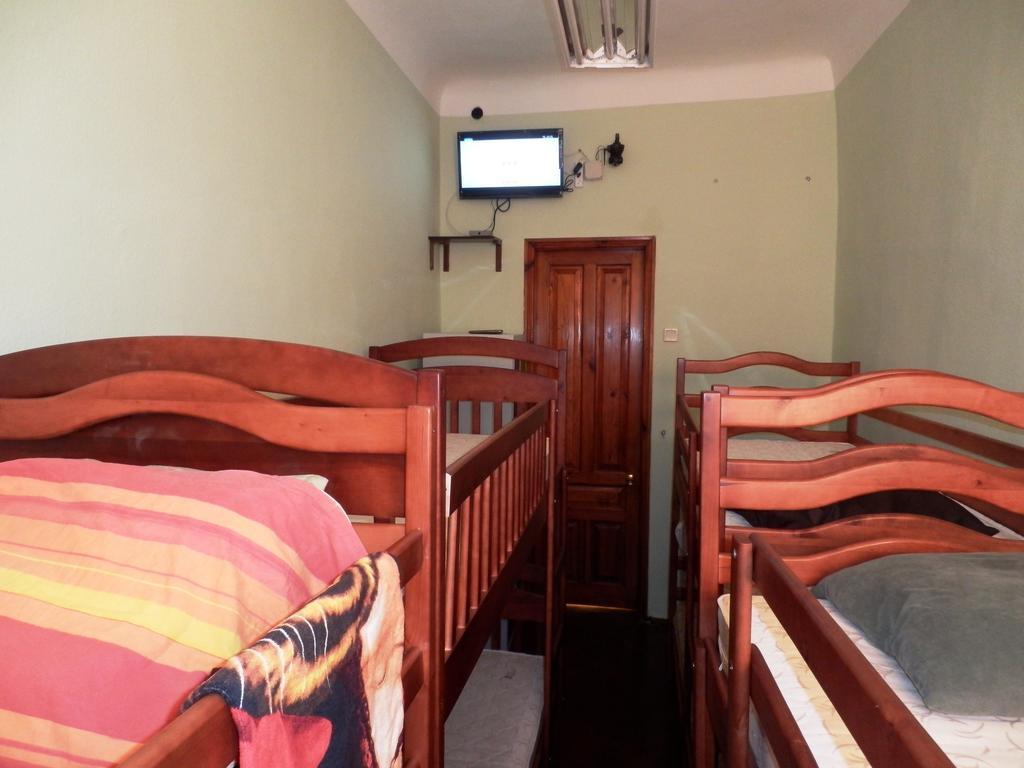 Yourhostel Kiev Værelse billede